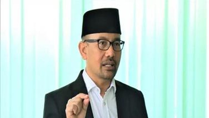 Akh. Muzakki
Guru Besar dan Rektor UIN Sunan Ampel Surabaya;
Anggota Tim Monitoring dan Evaluasi Haji 2024