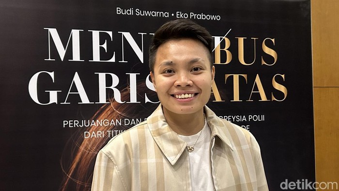 apriyani rahayu greysia polii buku greysia polii buku menembus garis batas menembus garis batas