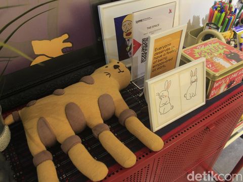 Karya seniman Tab Space