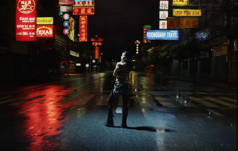 Lisa Blackpink tampilkan Chniatown Bangkok dalam MV terbarunya