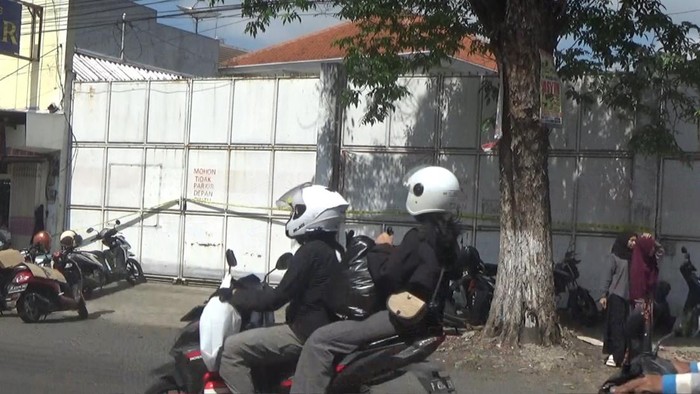 Penampakan rumah di Banyuwangi yang digerebek polisi