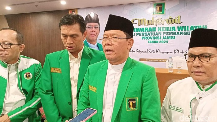 Plt Ketum PPP Mardiono usai jalani Rakerwil di Jambi