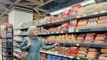 Serunya Lesti Kejora Saat Makan Bakso hingga Potong Nasi Tumpeng