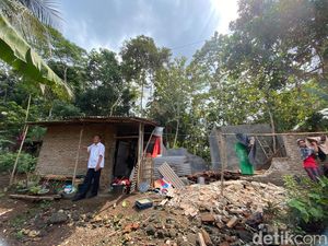 Uluran Tangan untuk Ida yang Tinggal di Dapur Beratap Seng