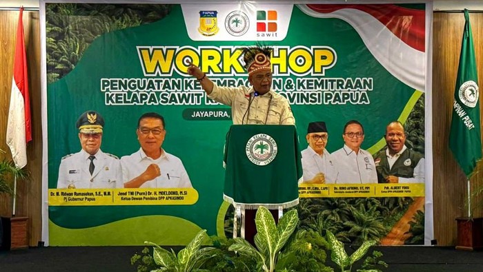 Workshop Penguatan Kelembagaan dan Kemitraan Kelapa Sawit Optimisme peran dan kontribusi positif kelapa sawit di tanah Papua semakin menggeliat. Terlihat antusiasme masyarakat petani sawit menghadiri Workshop di Kota Jayapura, Papua.