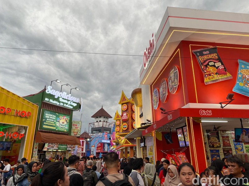 Yuk Borong! Mampir ke PRJ 2024 Bisa Beli Jajanan Viral ini