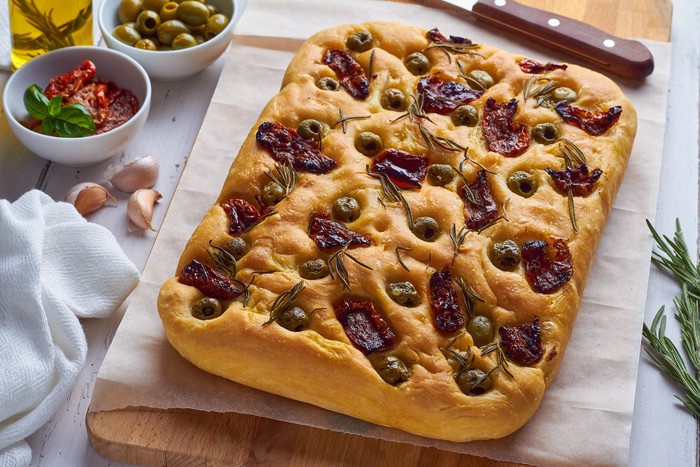 focaccia classic italian bread with rosemary and sun dried tomatoes