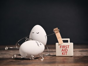 Penjelasan Medis Benturan di Testis Bikin Ngilu Sampai ke Ubun-ubun