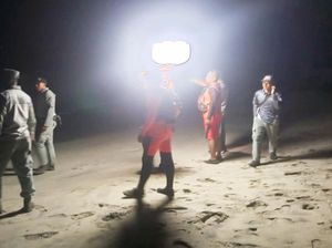 Pria Lamongan Terjatuh ke Laut Saat Hendak Foto di Tebing Pantai Bias Tugel
