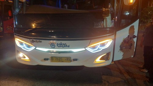 Bus pariwisata melindas karyawan kapal di Pelabuhan Gilimanuk, Bali, Sabtu (29/6/2024) malam.