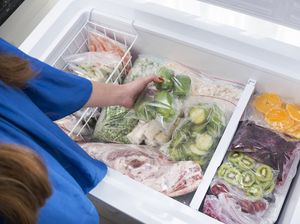 Jangan Salah Simpan, Ini 5 Makanan yang Tidak Cocok Masuk Freezer