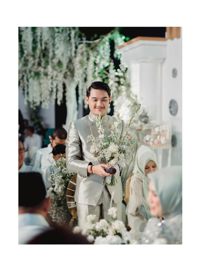 Happy Asmara dan Gilga Sahid Momen lamaran Happy Asmara dan Gilga Sahid.