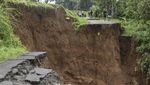 Jalan Longsor, Kampung di Kabupaten Tasikmalaya Terisolir