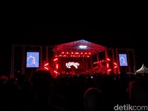 Vierra-Fourtwnty Bius Belasan Ribu Penonton di Panggung MXGP Lombok