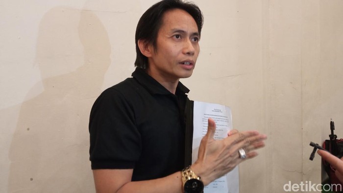Kuasa hukum Pegi Setiawan, Toni RM