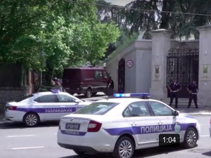 Polisi Serbia Tembak Mati Penyerang di Luar Kedubes Israel