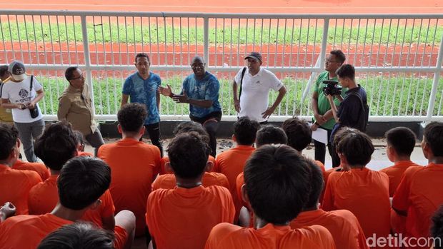 Proses seleksi pesepakbola muda Borneo FC di Purwakarta