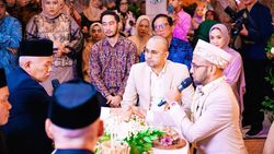 Bos Rasa Keluarga, Raffi Biayai hingga Jadi Saksi Nikah Karyawan
