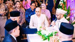 Bos Rasa Keluarga, Raffi Biayai hingga Jadi Saksi Nikah Karyawan