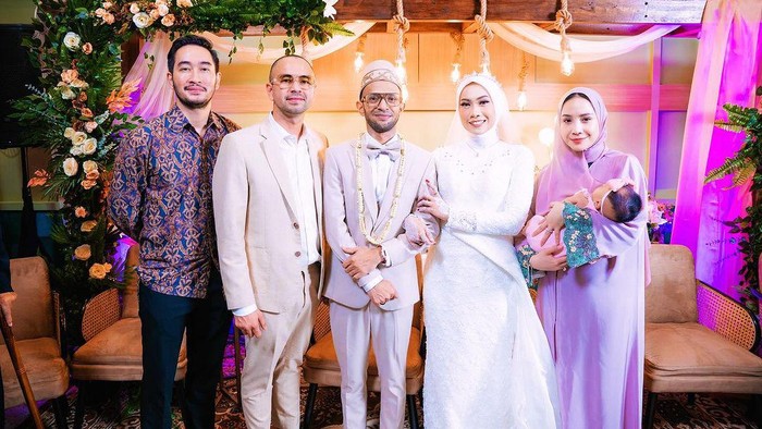 Raffi Ahmad biayai pernikahan karyawan.