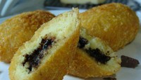 Di Tambora, Jakarta Barat bisa mampir ke Roti Goreng Bita. Di sini kamu bisa pesan roti goreng matang hingga frozen untuk stok di rumah. Foto: Google Review