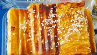 Roti Bakar SR BiG Boss ada di bilangan Sunter, Jakarta Utara. Seporsinya dibanderol Rp 10.000-an dengan topping susu dan biji wijen. Foto: Google Review
