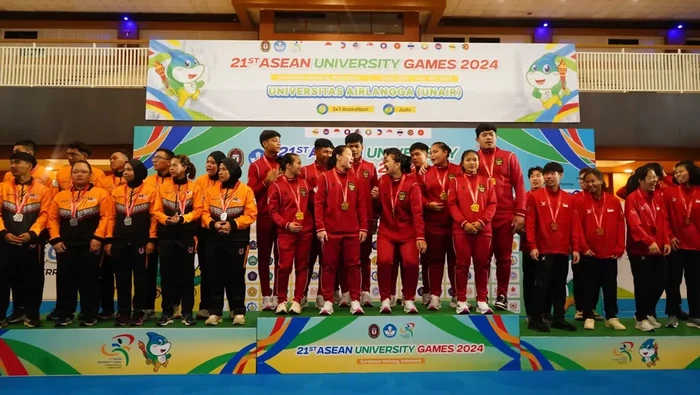 Sejumlah mahasiswa RI peraih medali AUG 2024 cabor judo.