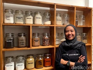 Hidup Tanpa Sampah Plastik ala Siska Nirmala Lewat Toko Nol Sampah