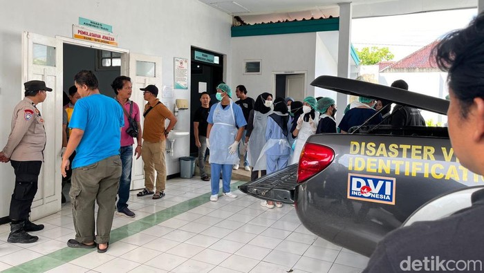 Suasana di ruang jenazah RSUD RAA Soewondo Pati, Minggu (30/6/2024).