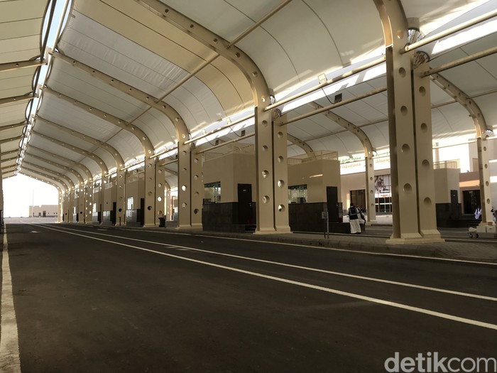 Suasana di Terminal Hijrah