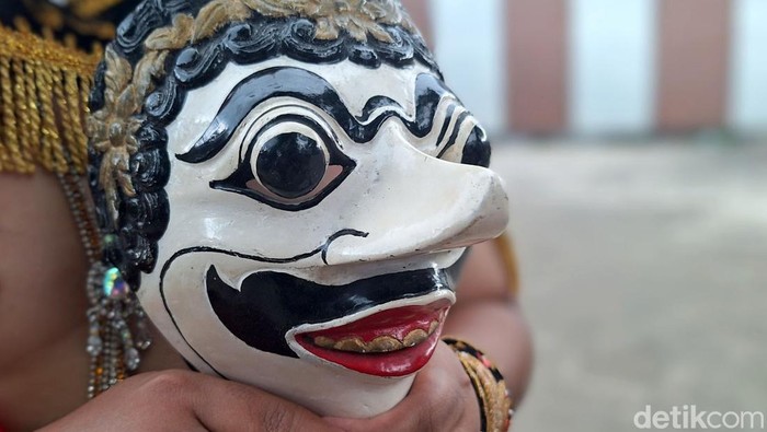 Tari Topeng Kona di Bondowoso Tari Topeng Kona di Bondowoso