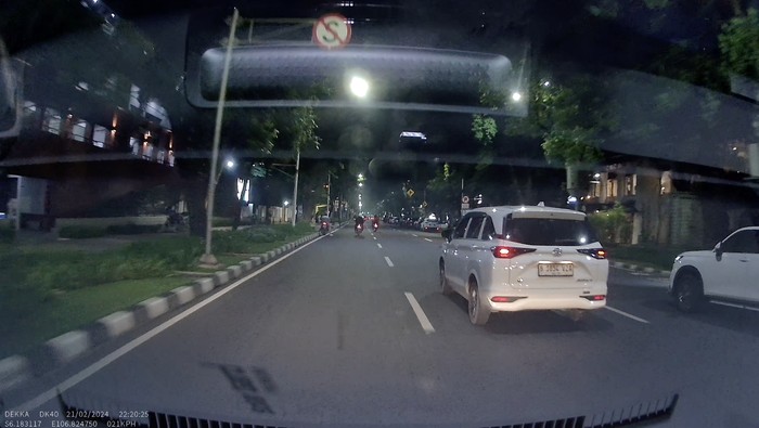 Video dari kamera dashcam