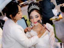 Asah Keterampilan dengan Usaha dan Kreativitas Make Up Wedding