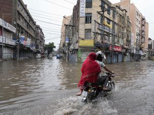 Hujan Deras Picu Banjir-Tanah Longsor di Pakistan, 30 Orang Tewas