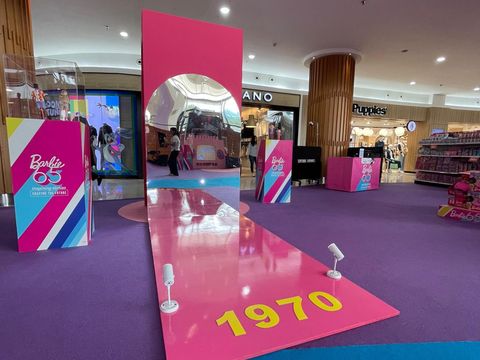 Barbie di Supermal Karawaci