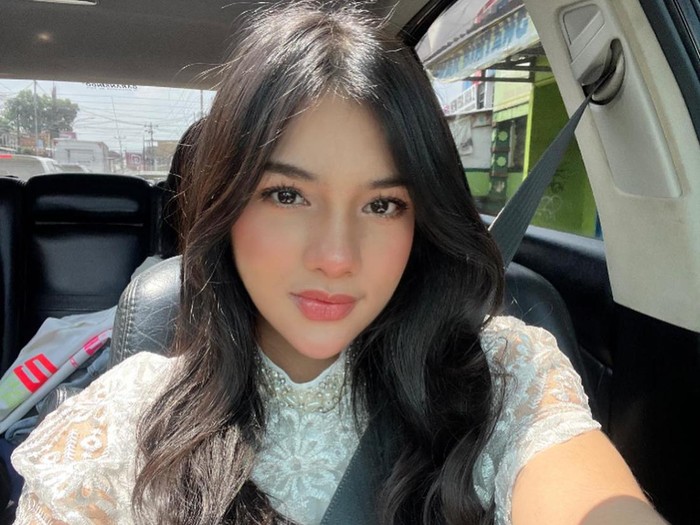 Davina Karamoy