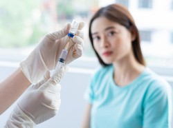 Implan Payudara Kini Bisa dengan Suntikan, Pertama di Dunia!