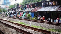 Plt Sekretaris Utama BPS Imam Machdi mengatakan jumlah penduduk miskin itu tersebar di berbagai wilayah di Indonesia. Hanya saja memang mayoritas masih terkonsentrasi di pulau Jawa dan Sumatera.