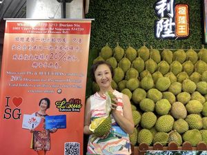 Durian Rp 181 Juta Gratis hingga Bocah Bantu Ayah Jualan Durian
