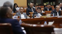 Dalam kesempatan itu, pimpinan KPK periode 2019-2024 pamit kepada Komisi III DPR RI yang menjadi mitra kerja selama ini. Ketua KPK sementara, Nawawi Pomolango, menyebut rapat bersama Komisi III DPR terkini mungkin menjadi yang terakhir.  