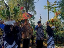 Potret Tradisi Manten Kopi Kawisari Blitar
