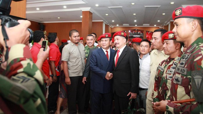 Arsitek Terselubung di Seputar Misi Bahaya Prabowo