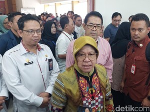 Jurus Mensos Risma Tangani Kemiskinan Lewat Pena Muda