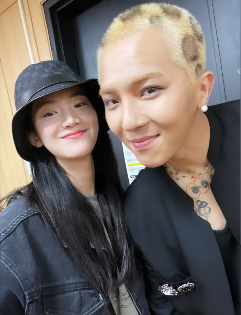 Mino WINNER dan P.O BLOCK B Diduga Double Date, Terbantah oleh Fans