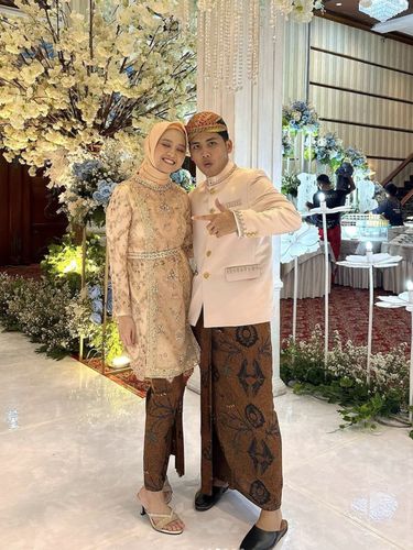 Model Kebaya Kondangan Plus Hijab ala Artis