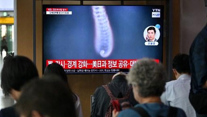 Ketegangan Meningkat di Semenanjung Korea: Korea Utara Meluncurkan Rudal Balistik Usai Latihan Militer Trilateral