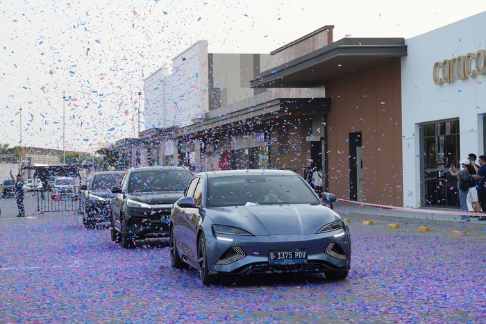 Penyerahan 1.000 Unit Pertama BYD ke Konsumen