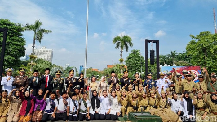 Peringatan Hari Bhayangkara di Surabaya
