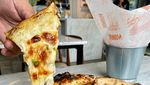 Puas Ngemil Pizza Artisan Honey Butter dan Mushroom di Jaksel