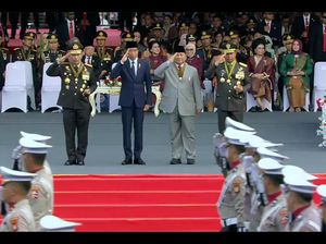 Jokowi Ajak Prabowo Saksikan Defile HUT Ke-78 Bhayangkara